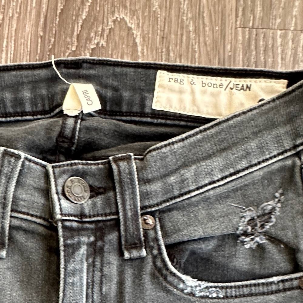 Rag & Bone Women’s Cropped Jeans Size 24 Dark Wash - Picture 5 of 17